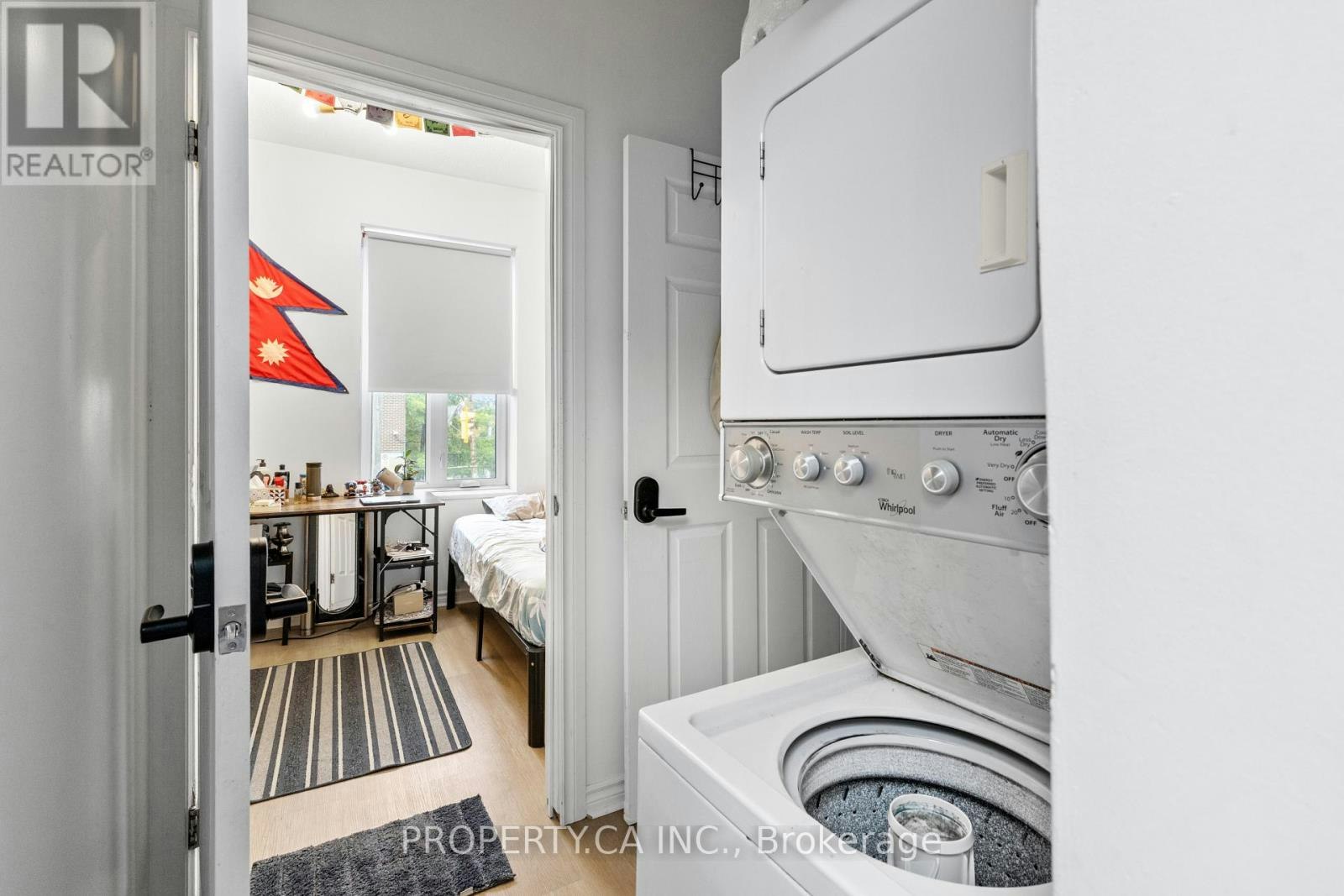 UPPER-1080 Dovercourt Road, Toronto, ON, M6H 2X8 - 16