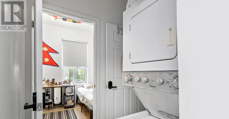 UPPER-1080 Dovercourt Road, Toronto, ON, M6H 2X8 - 16
