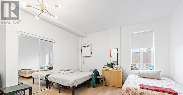 UPPER-1080 Dovercourt Road, Toronto, ON, M6H 2X8 - 8