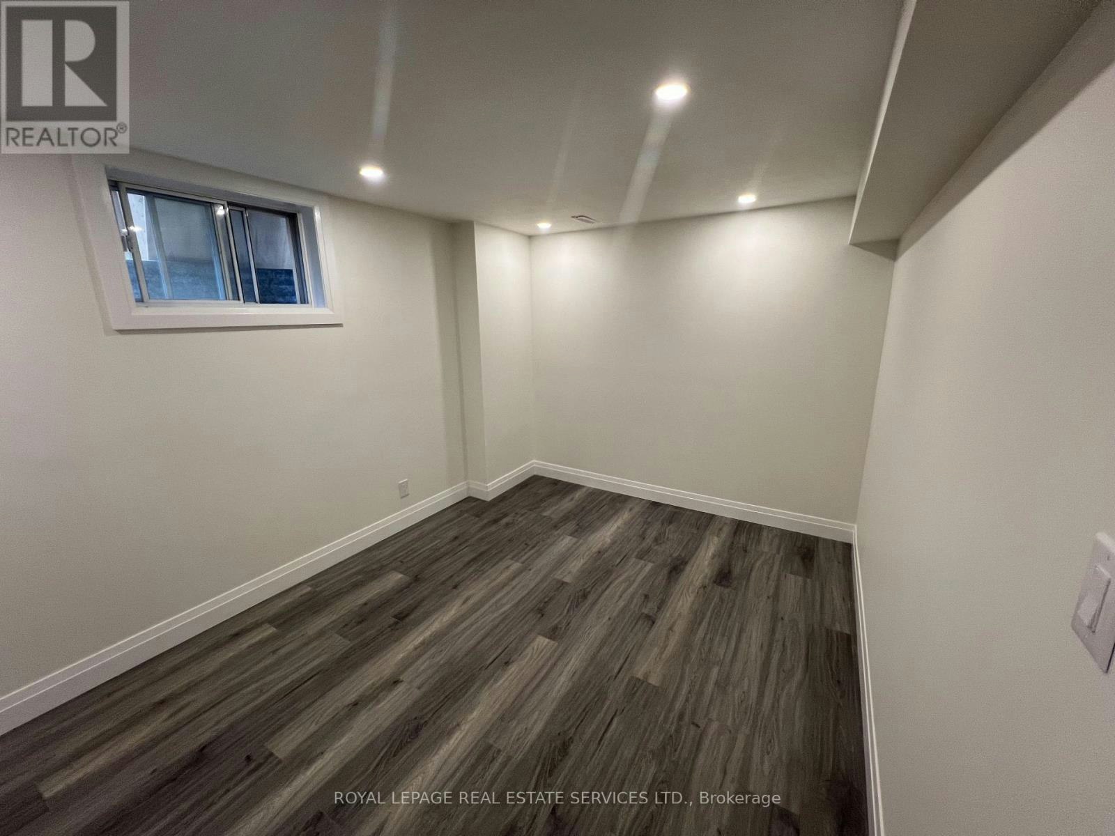 605 Patriot Lower Drive, Mississauga, ON, L5R 3S1 - 8