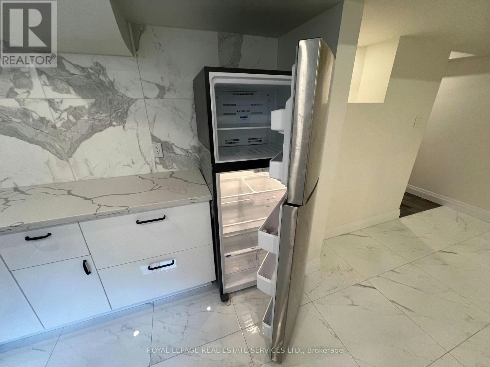 605 Patriot Lower Drive, Mississauga, ON, L5R 3S1 - 13