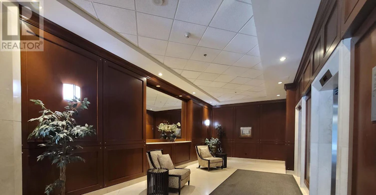 302-200 Rideau Street, Ottawa, ON, K1N 5Y1 - 5