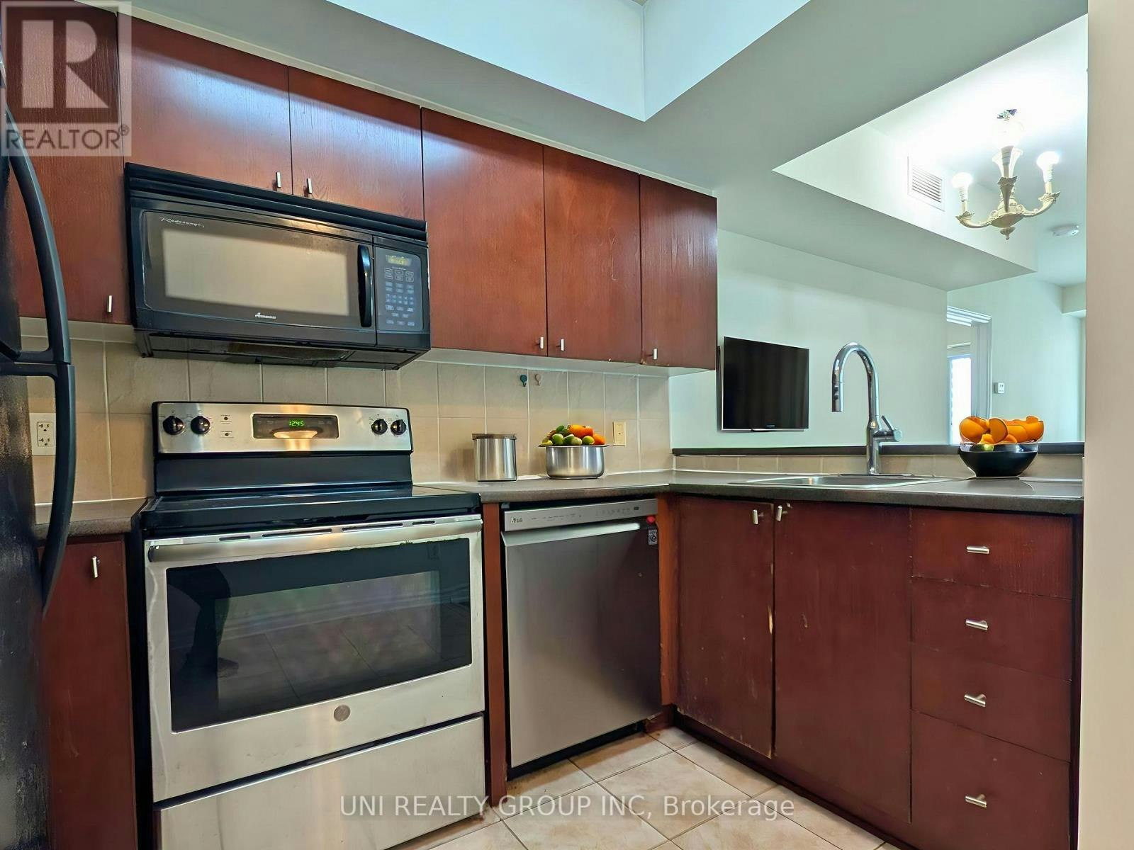 302-200 Rideau Street, Ottawa, ON, K1N 5Y1 - 10