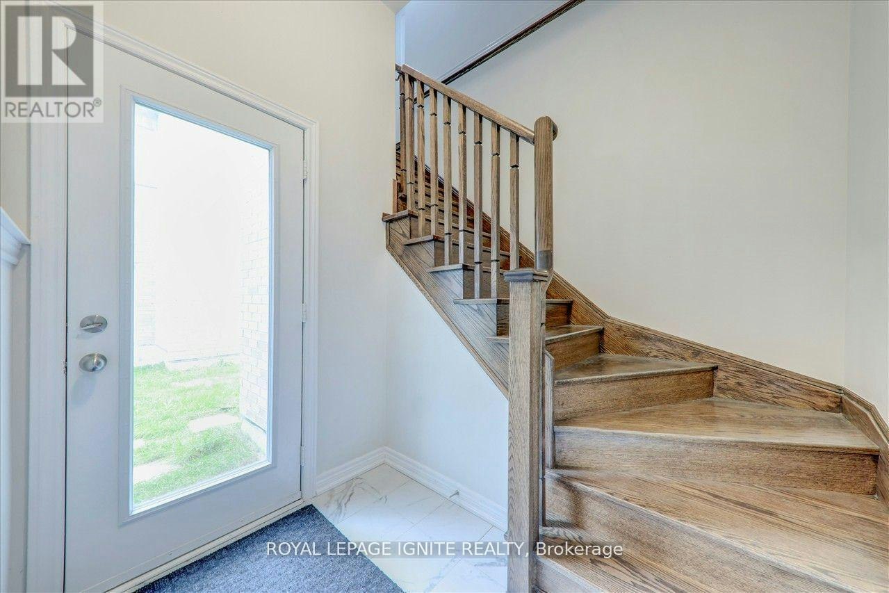 11 Waterleaf Road, Markham, ON, L6B 0Z3 - 2