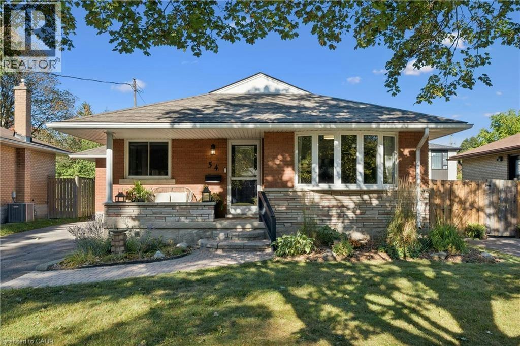 54 Pinecrest Drive, Kitchener, ON, N2A 2G6
