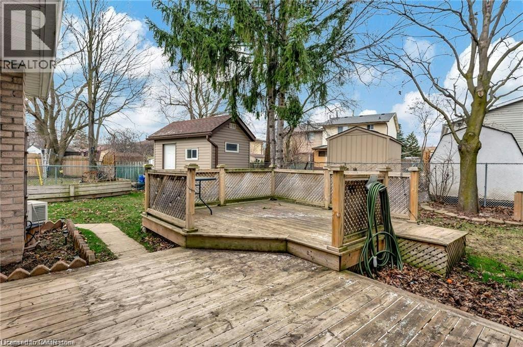 93 Robertson Crescent, Kitchener, ON, N2E 1A6 - 8