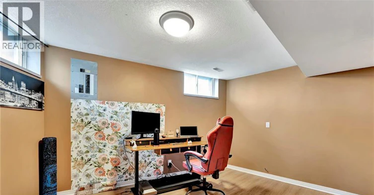 93 Robertson Crescent, Kitchener, ON, N2E 1A6 - 7