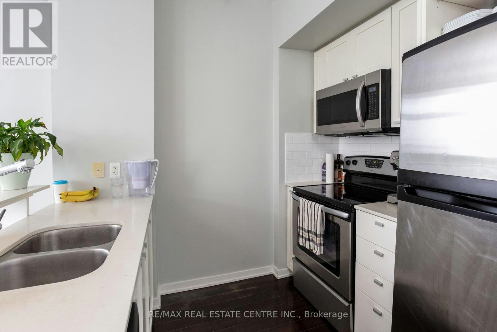 912-103 The Queensway, Toronto, ON, M6S 5B3 - 8