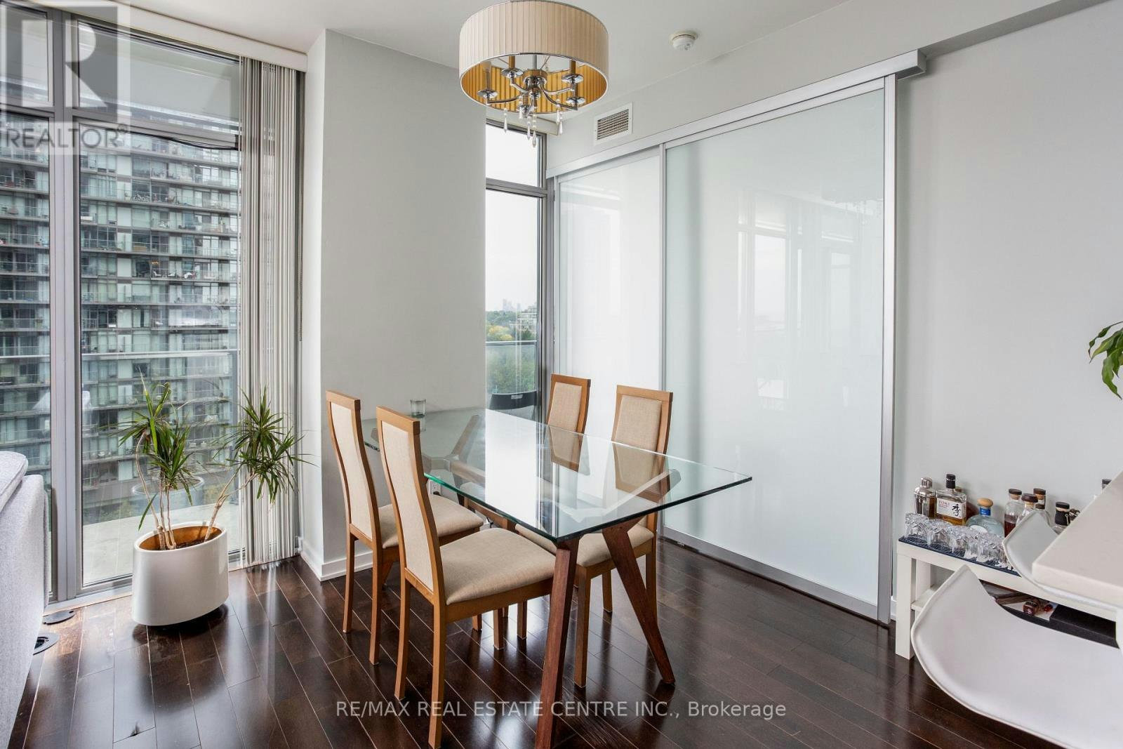 912-103 The Queensway, Toronto, ON, M6S 5B3 - 16