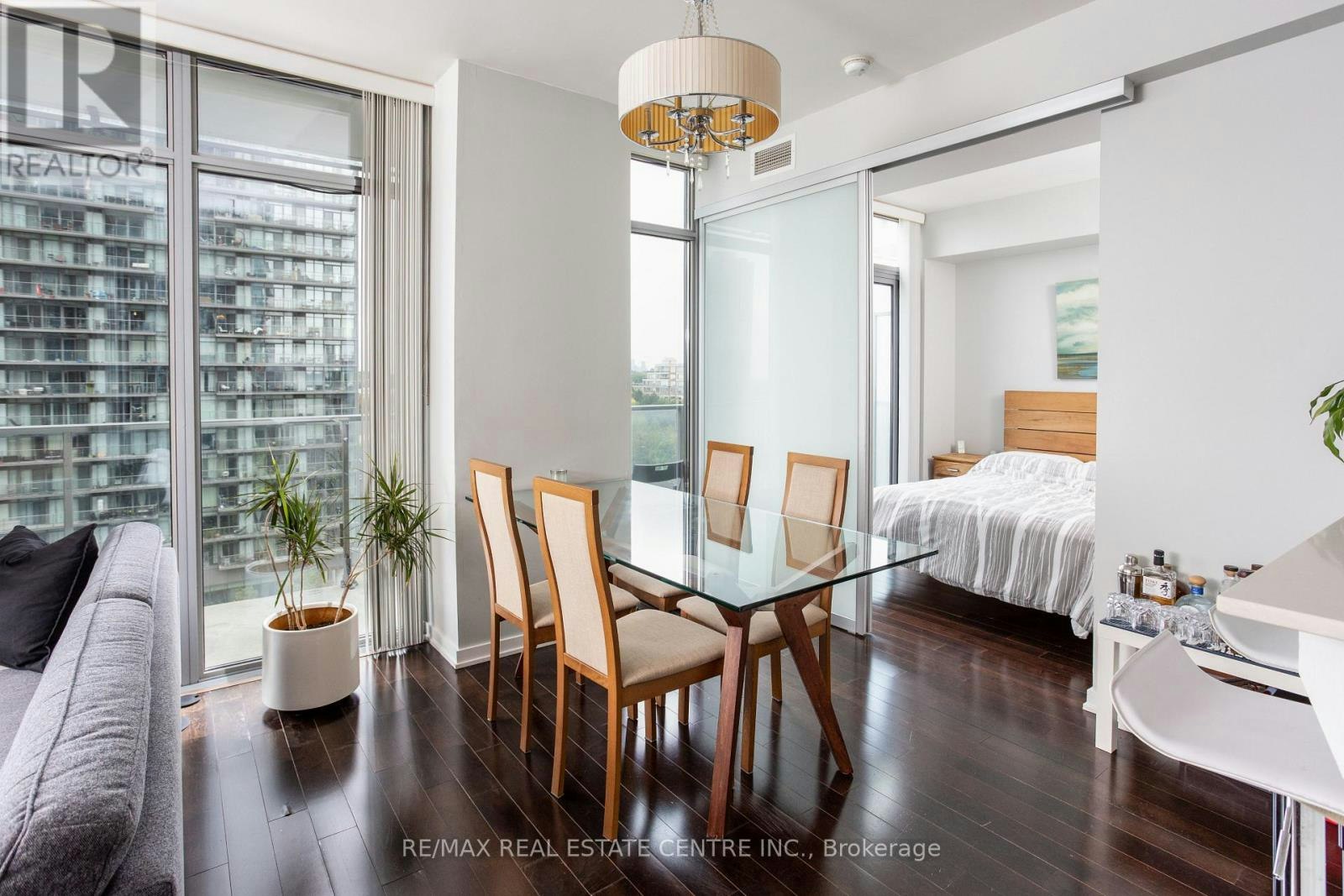 912-103 The Queensway, Toronto, ON, M6S 5B3 - 17