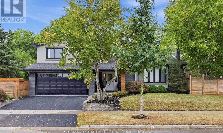 134 Fairwood Place W