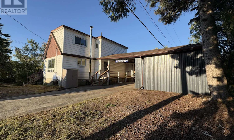 1327 Leroux Avenue