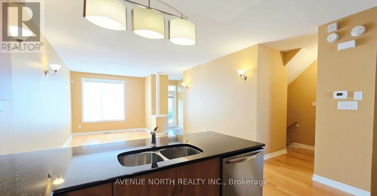 58-50 Edenvale Drive, Ottawa, ON, K2K 0A3 - 10