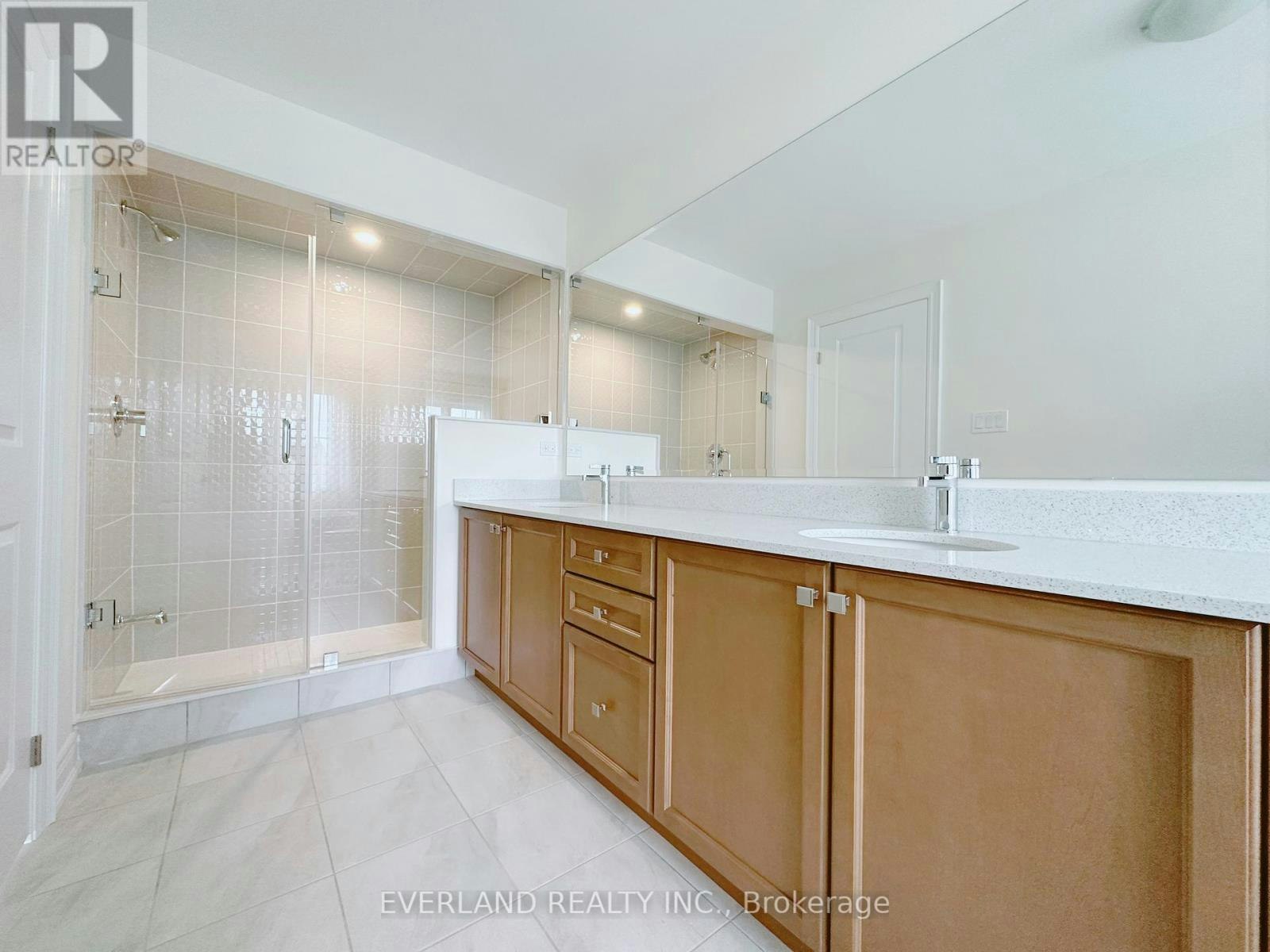 24 Hercules Club Drive, Richmond Hill, ON, L4E 1K7 - 10