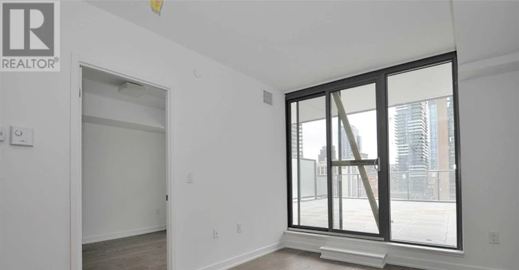 803-11 Wellesley Street W, Toronto, ON, M4Y 1E8 - 27