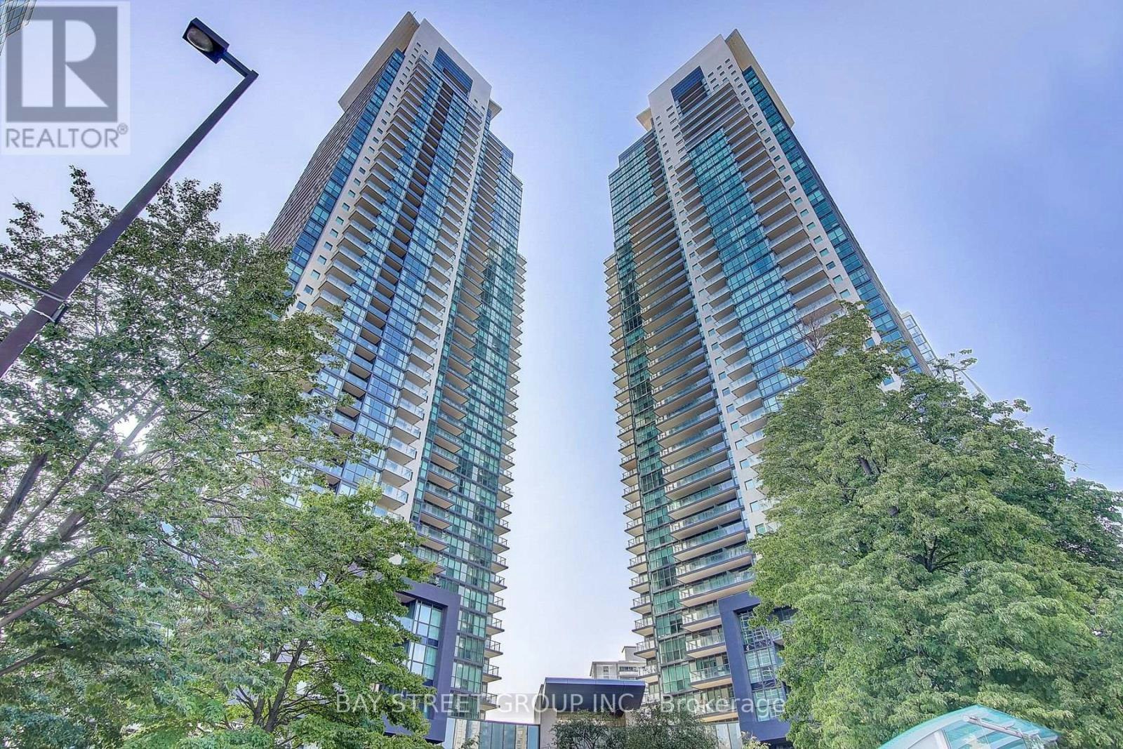 LPH303-5162 Yonge Street, Toronto, ON, M2N 0E9
