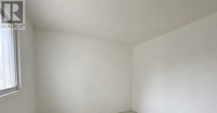 1-53 Euclid Avenue, Toronto, ON, M6J 2J7 - 3