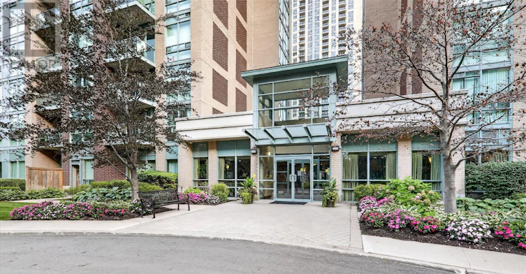 908-7 Michael Power Place, Toronto, ON, M9A 0A4 - 41