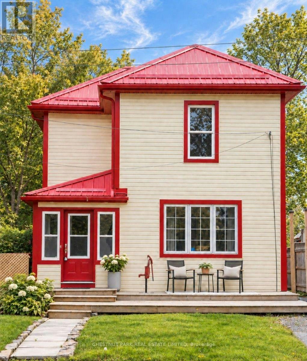16 Stanley Street, Prince Edward County, ON, K0K 1G0