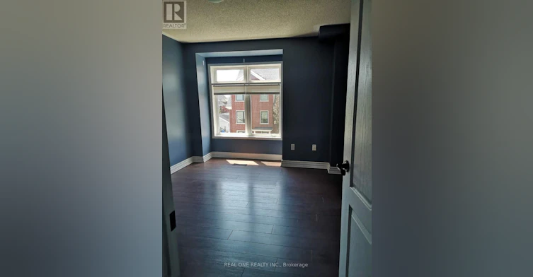 D-2400 Munn's Avenue, Oakville, ON, L6H 6G9 - 16