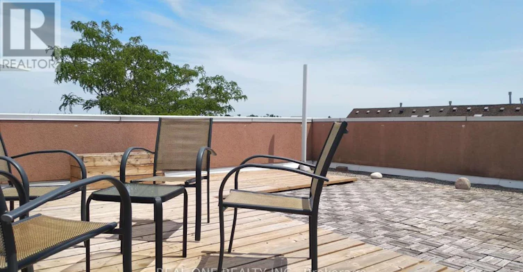 D-2400 Munn's Avenue, Oakville, ON, L6H 6G9 - 20