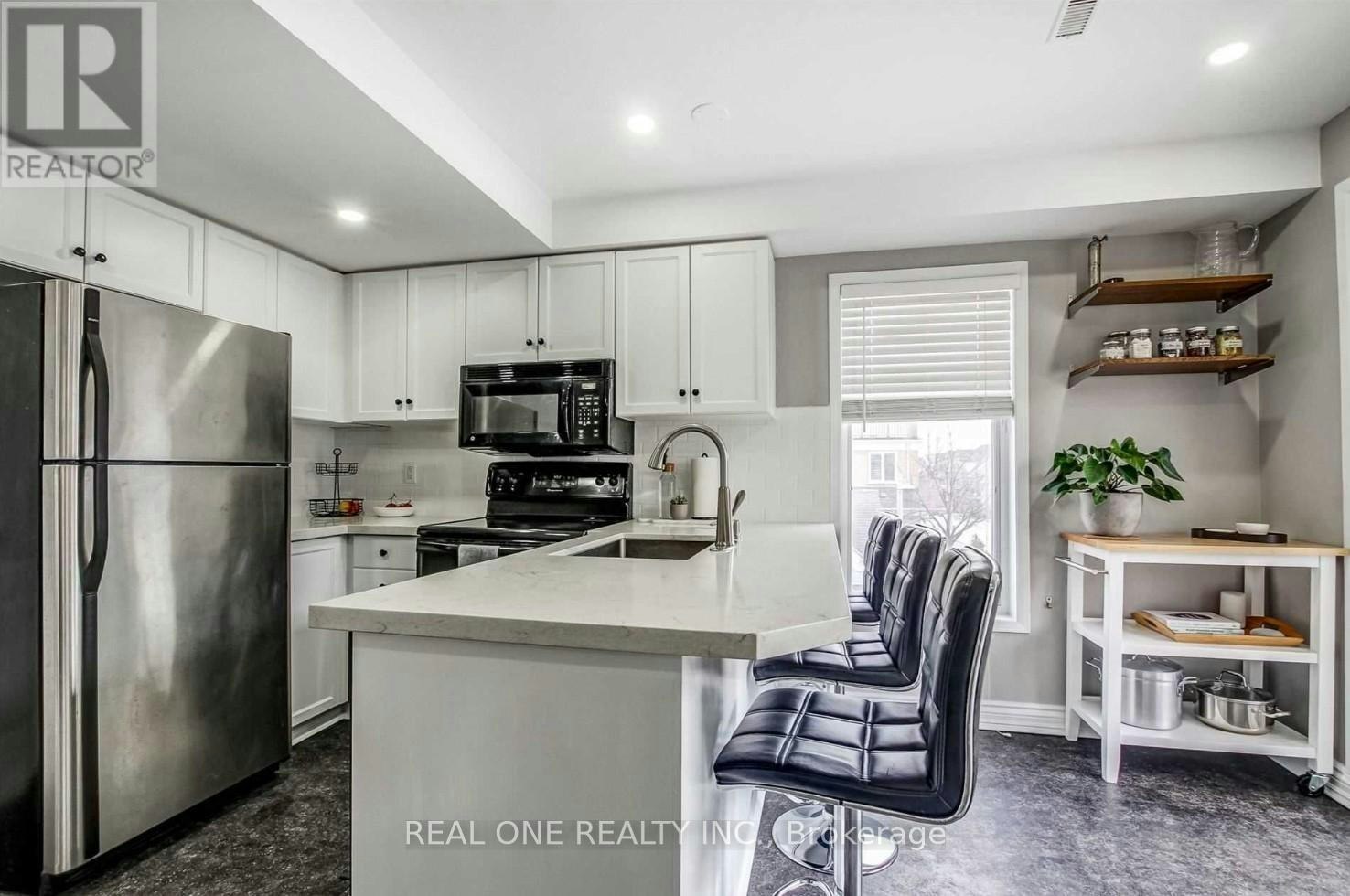 D-2400 Munn's Avenue, Oakville, ON, L6H 6G9 - 8