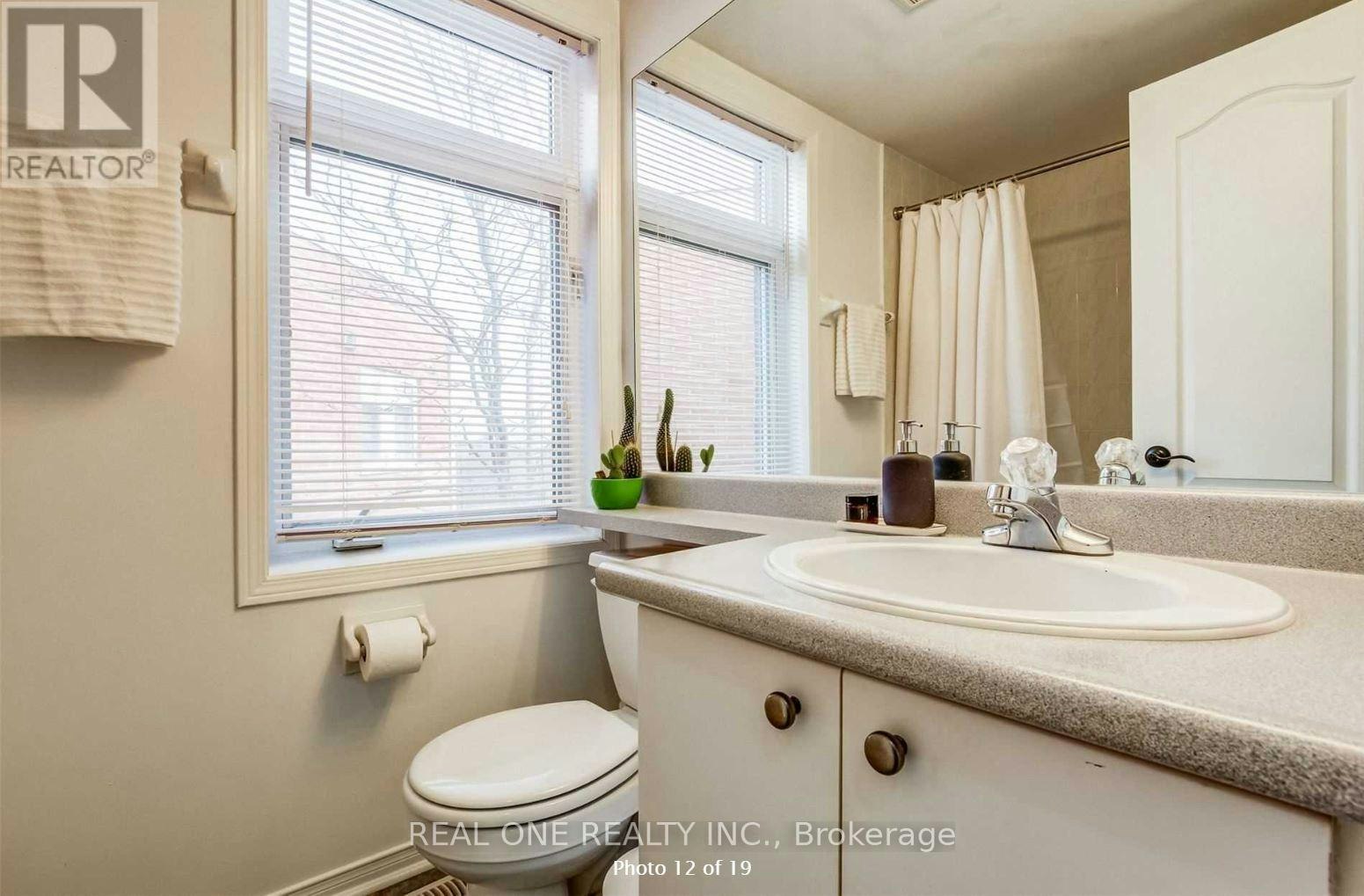 D-2400 Munn's Avenue, Oakville, ON, L6H 6G9 - 15