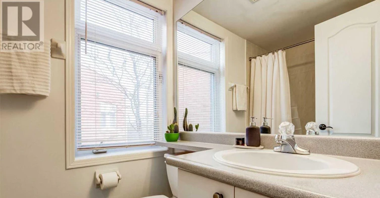 D-2400 Munn's Avenue, Oakville, ON, L6H 6G9 - 15