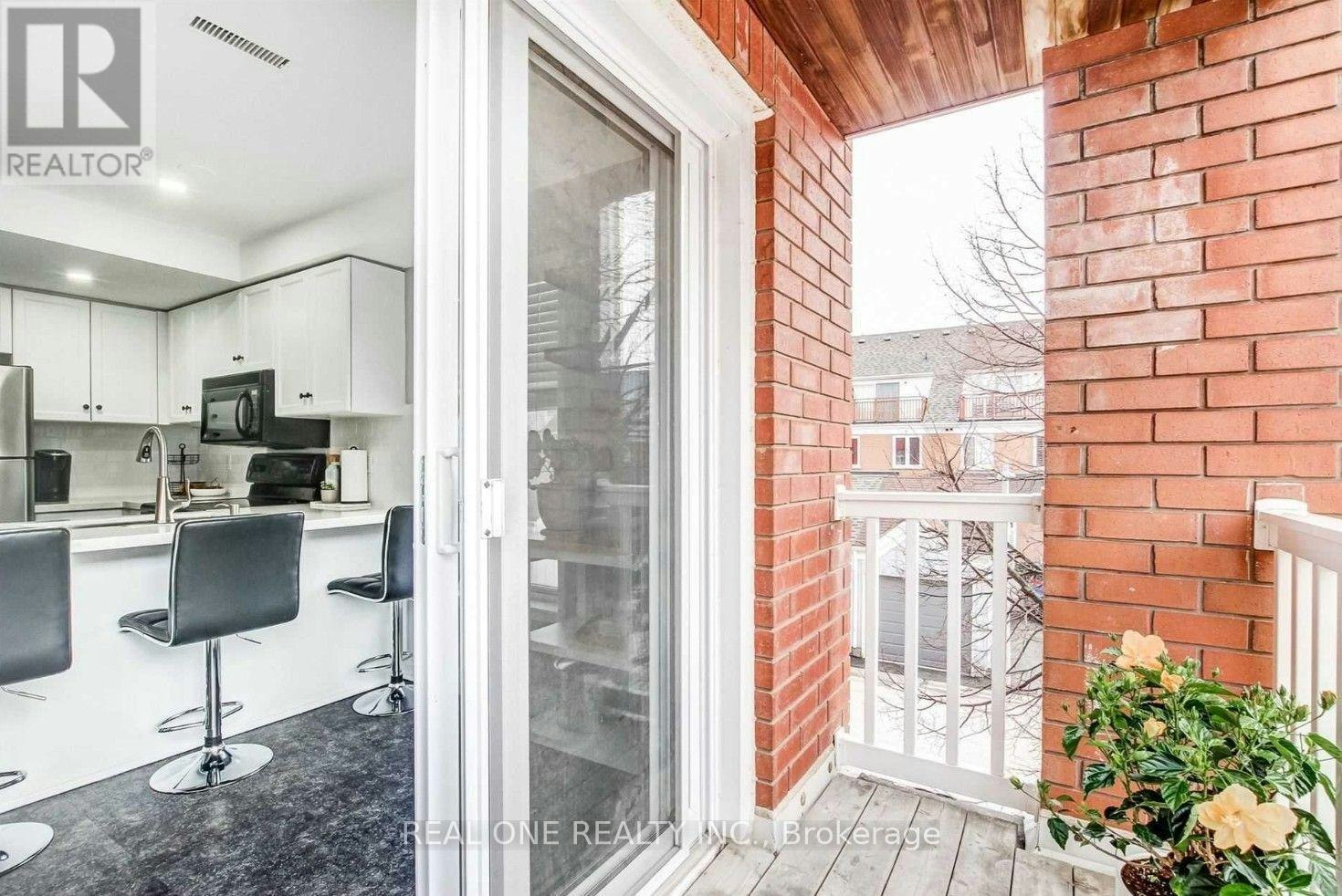 D-2400 Munn's Avenue, Oakville, ON, L6H 6G9 - 10