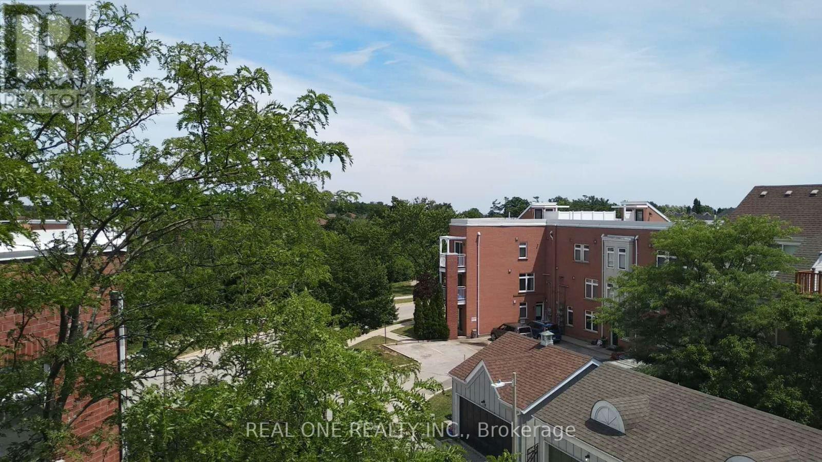 D-2400 Munn's Avenue, Oakville, ON, L6H 6G9 - 3