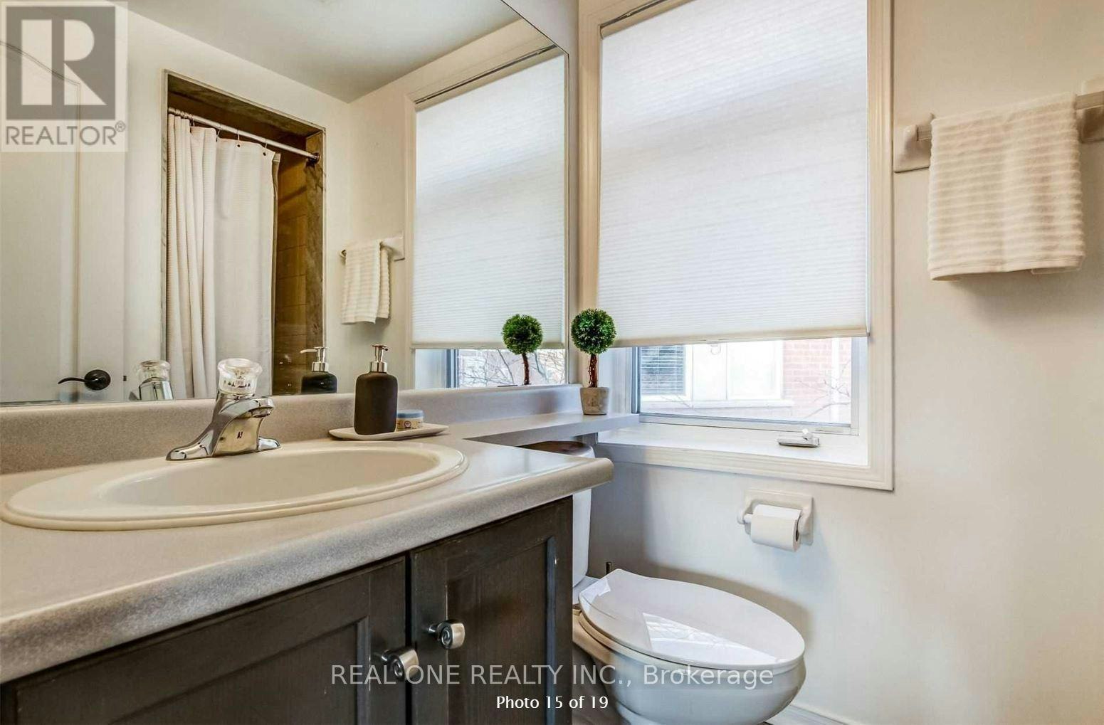D-2400 Munn's Avenue, Oakville, ON, L6H 6G9 - 13