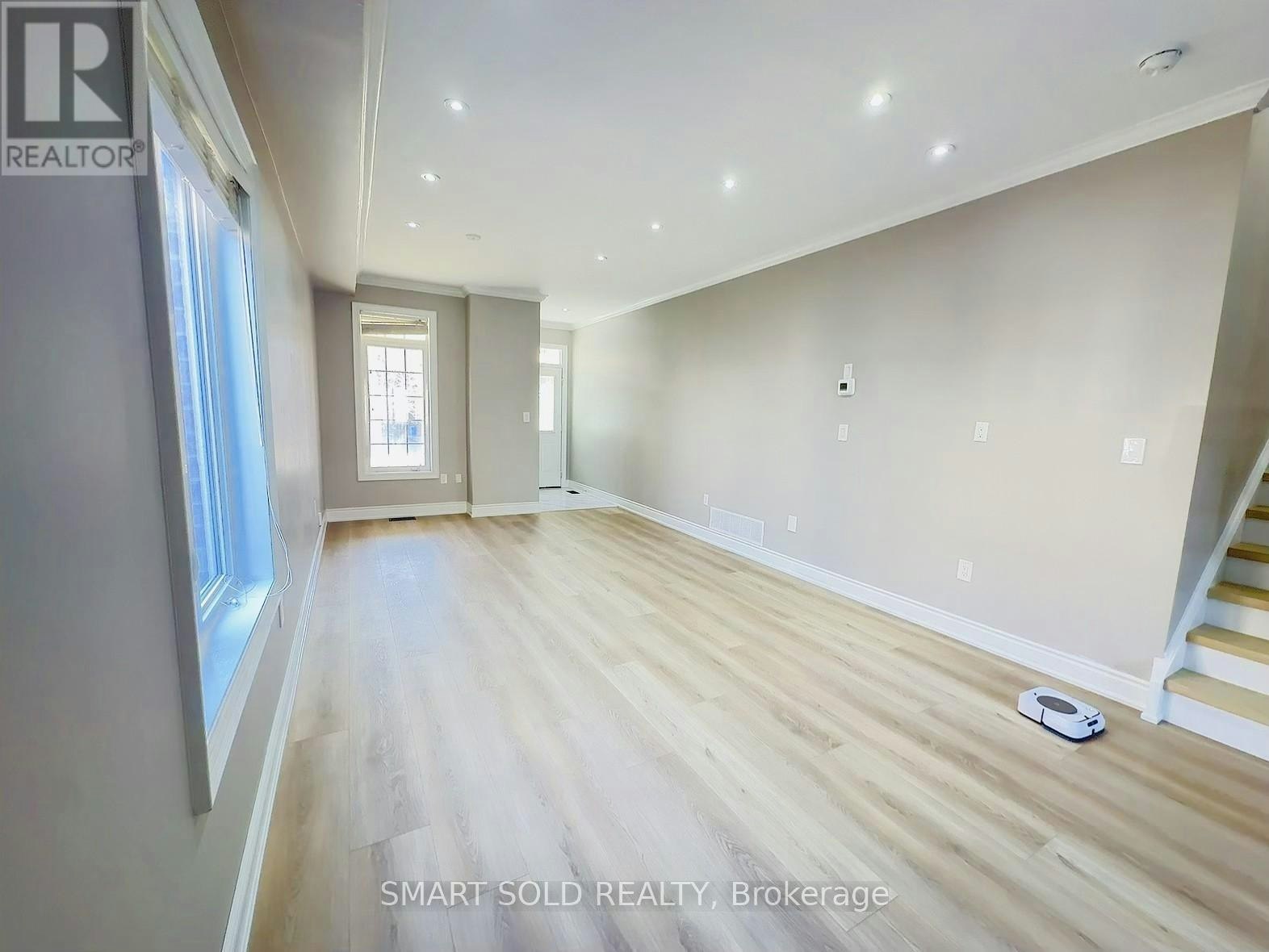 80 Greenstem Crescent, Hamilton, ON, L8E 0A8 - 4