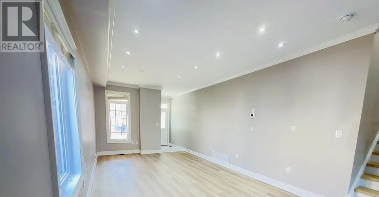 80 Greenstem Crescent, Hamilton, ON, L8E 0A8 - 4