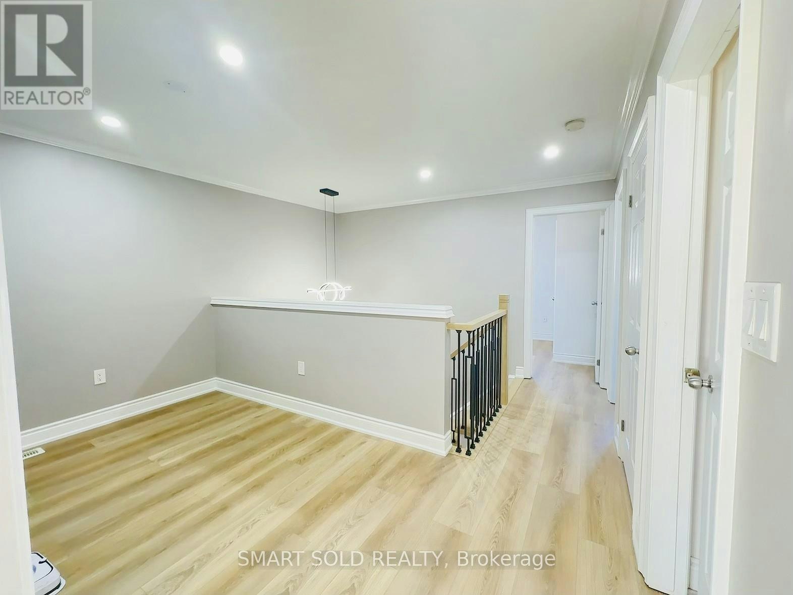 80 Greenstem Crescent, Hamilton, ON, L8E 0A8 - 12
