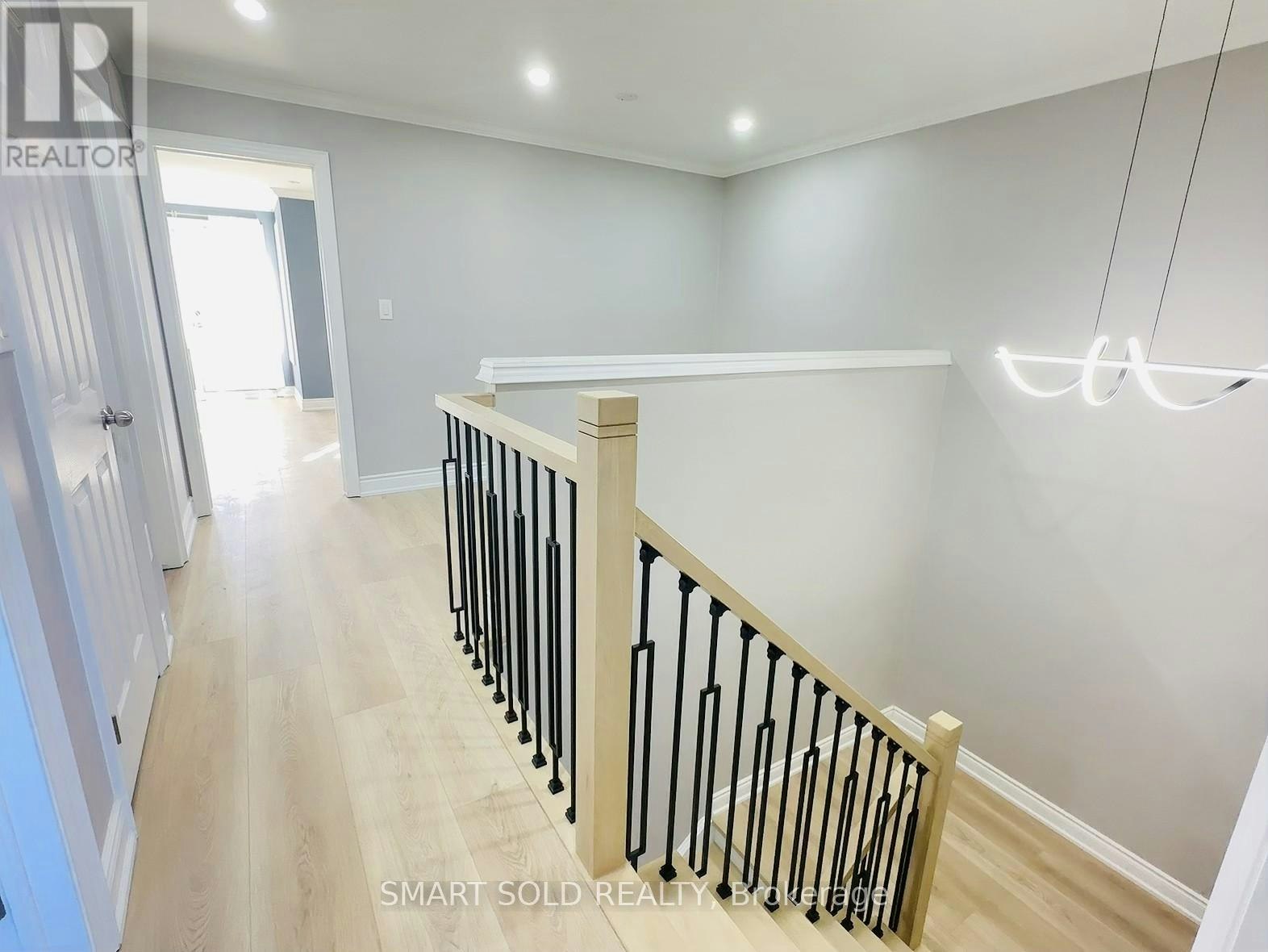 80 Greenstem Crescent, Hamilton, ON, L8E 0A8 - 11