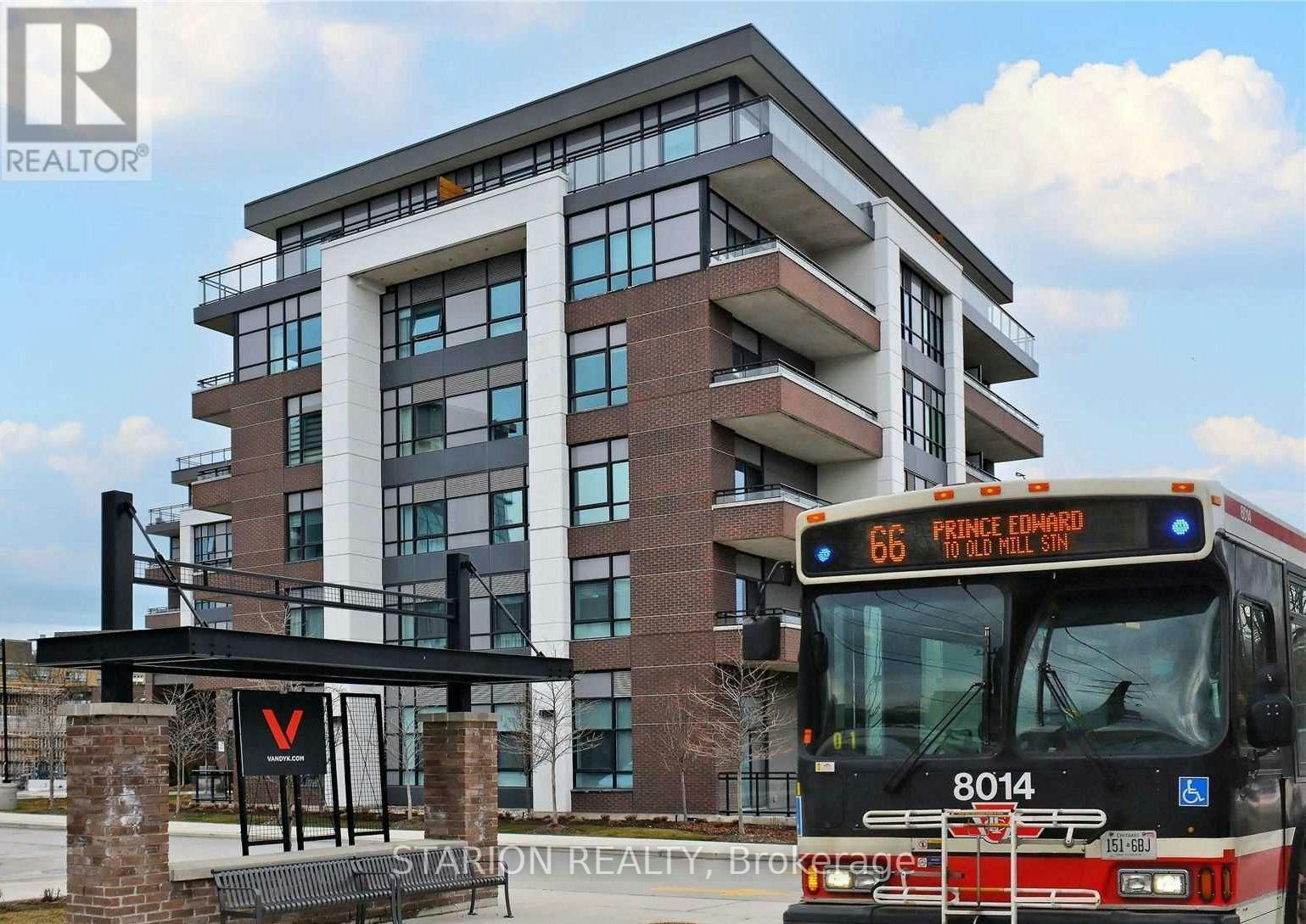 513-25 Neighbourhood Lane, Toronto, ON, M8Y 0C4 - 3