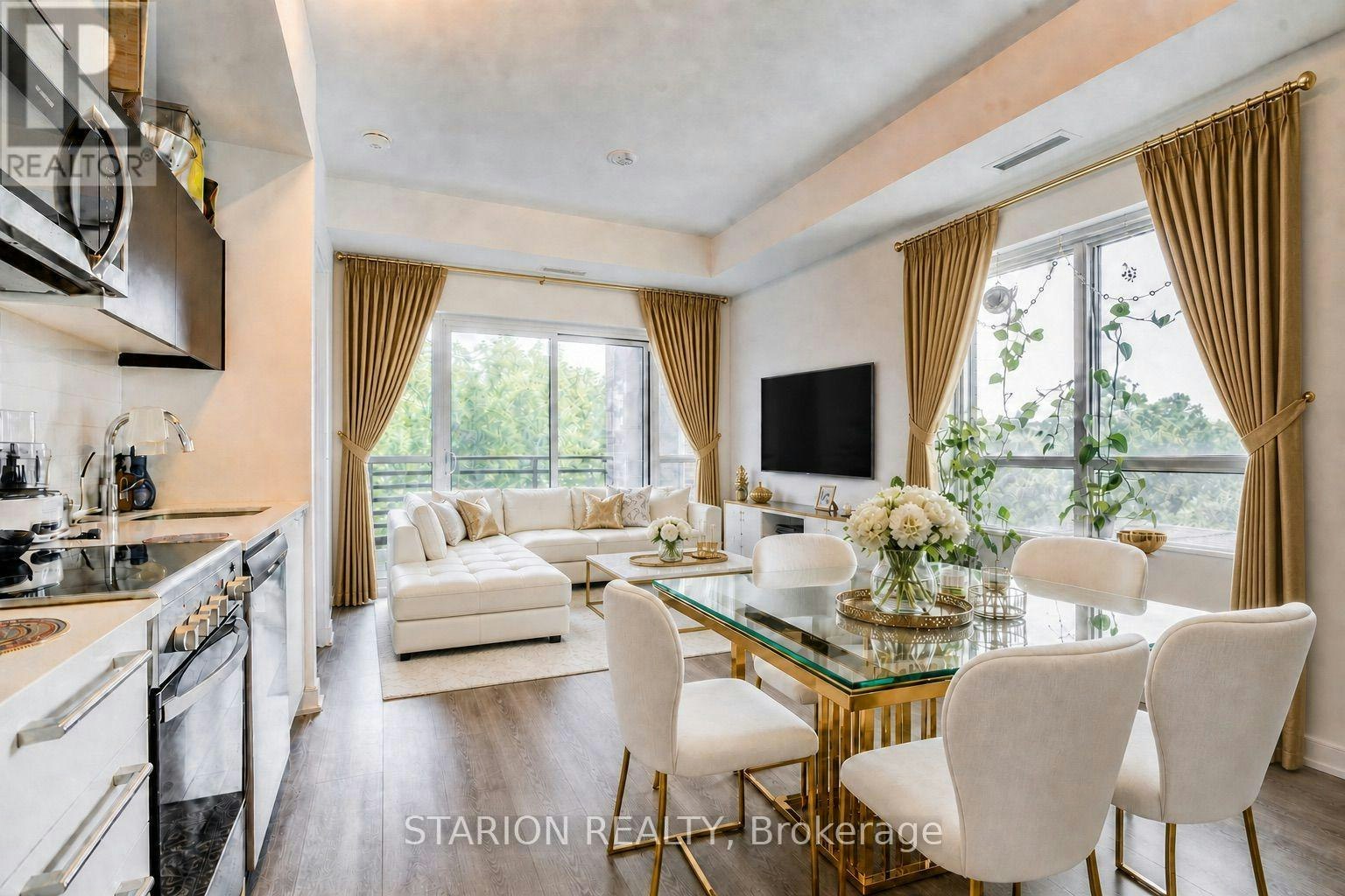 513-25 Neighbourhood Lane, Toronto, ON, M8Y 0C4