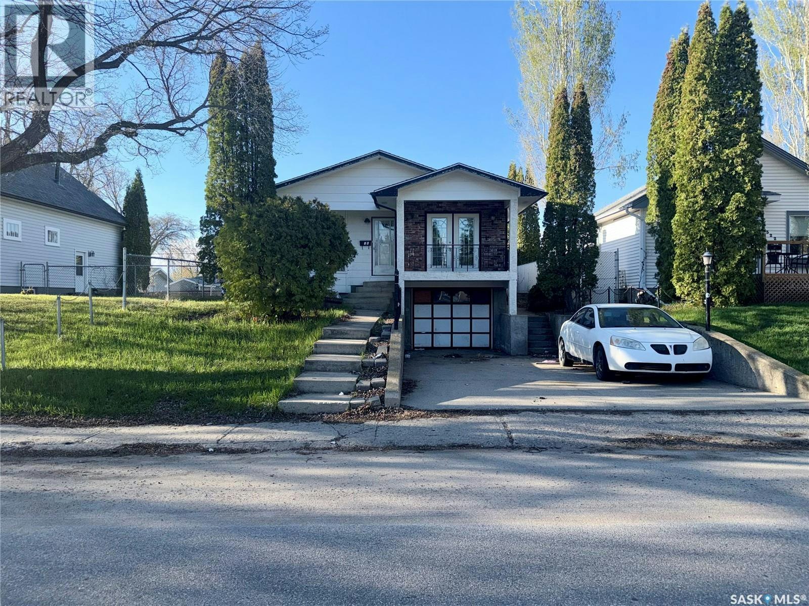 318 25th Street E, Prince Albert, SK, S6V 1T1