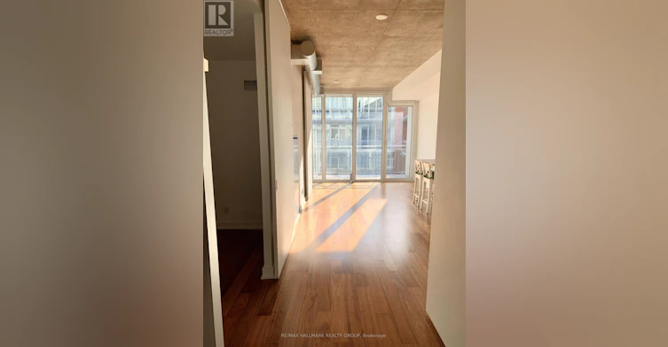 704-354 Gladstone Avenue, Ottawa, ON, K2P 0R4 - 2
