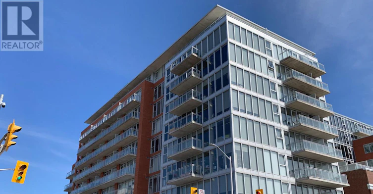 704-354 Gladstone Avenue, Ottawa, ON, K2P 0R4