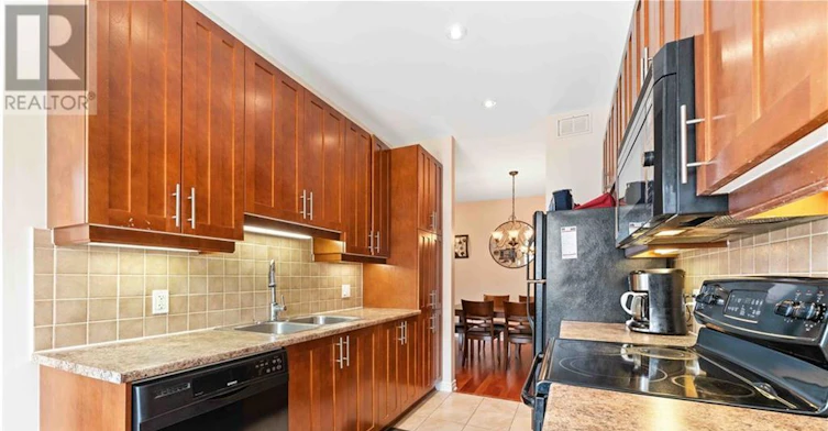 112 Furness Way, Ottawa, ON, K2G 7E4 - 15