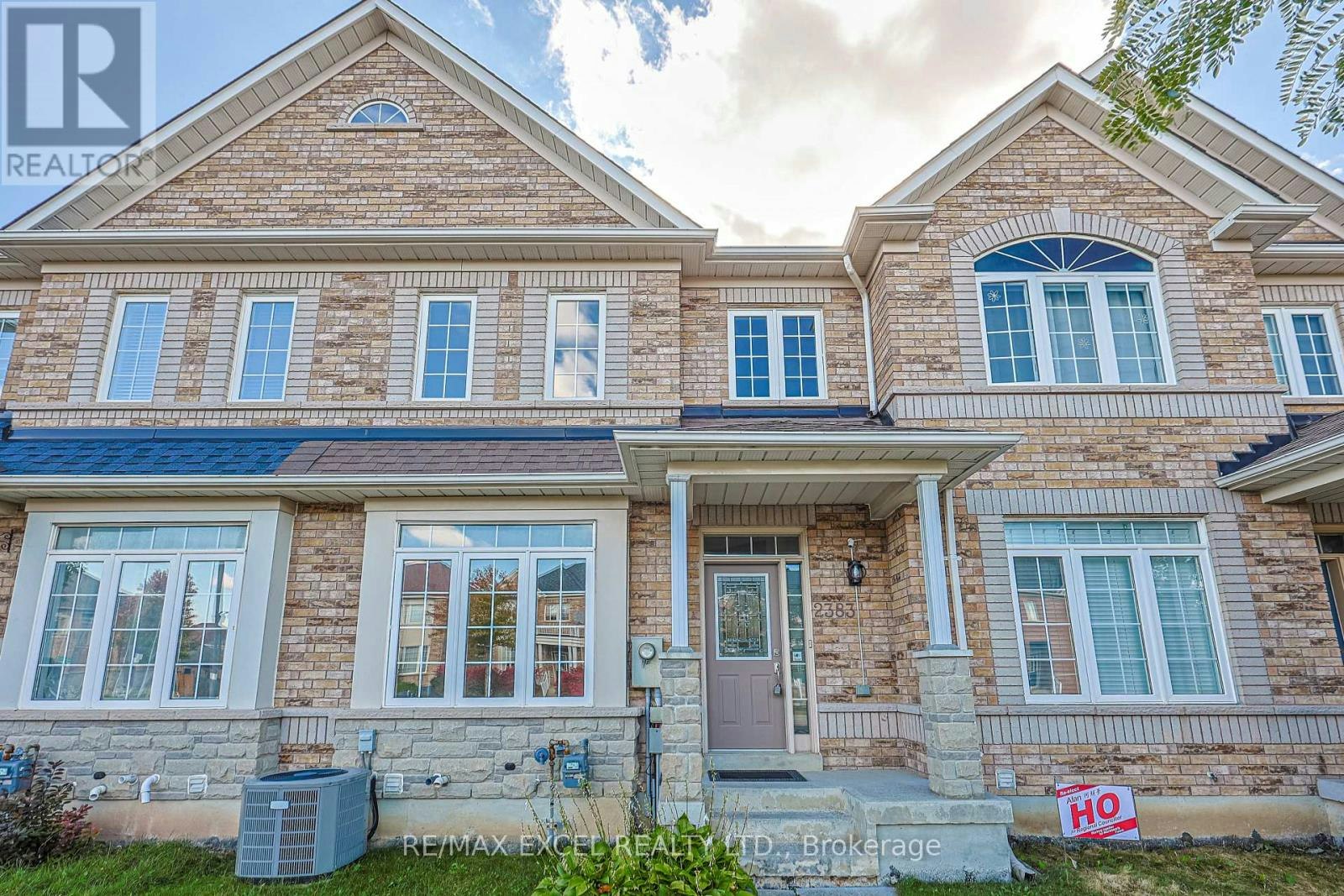 2383 Bur Oak Avenue, Markham, ON, L6E 1J8