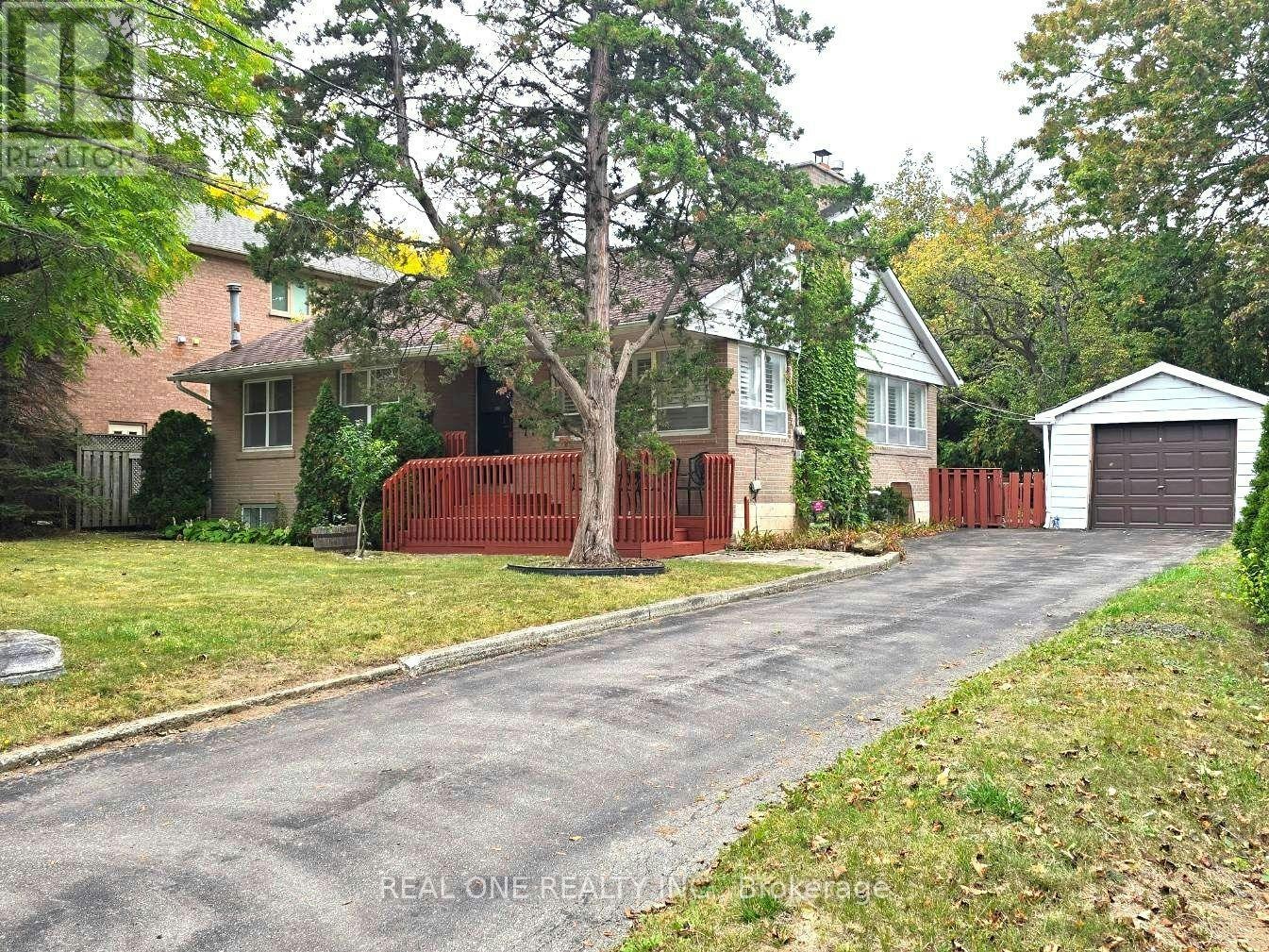 389 Kerrybrook Drive, Richmond Hill, ON, L4C 3R4