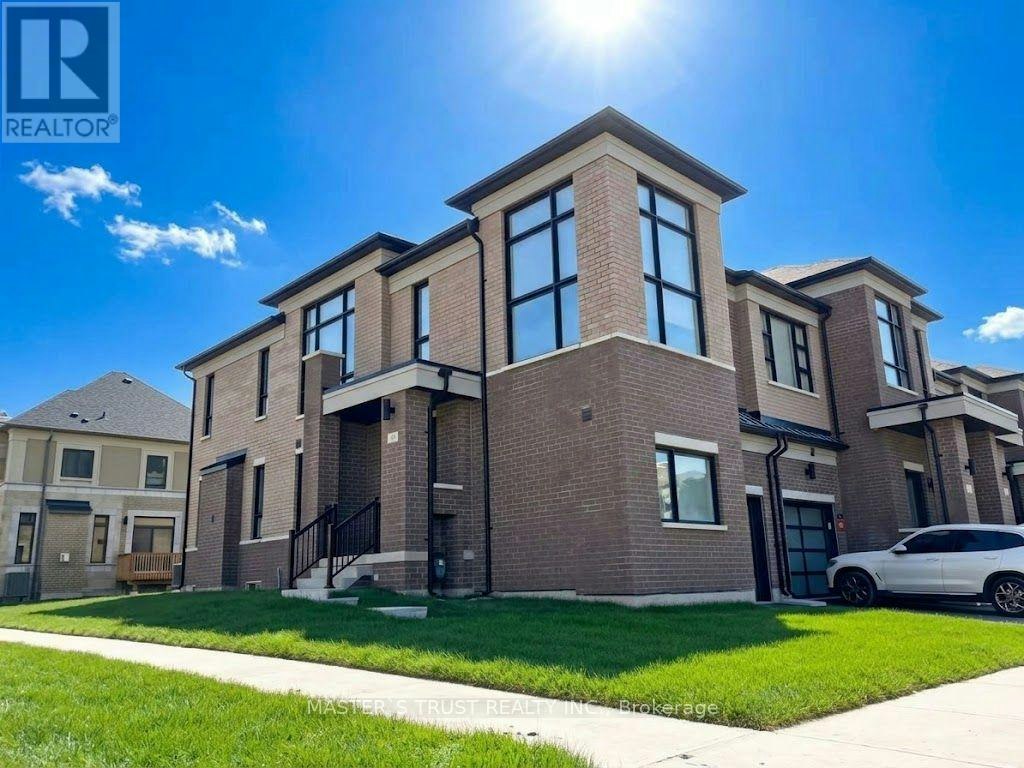 69 Mallery Street, Richmond Hill, ON, L4S 0J1