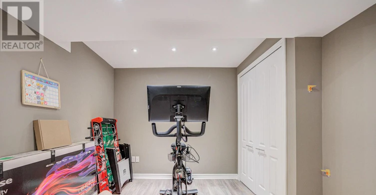 2463 Parkglen Avenue, Oakville, ON, L6M 4Y7 - 40