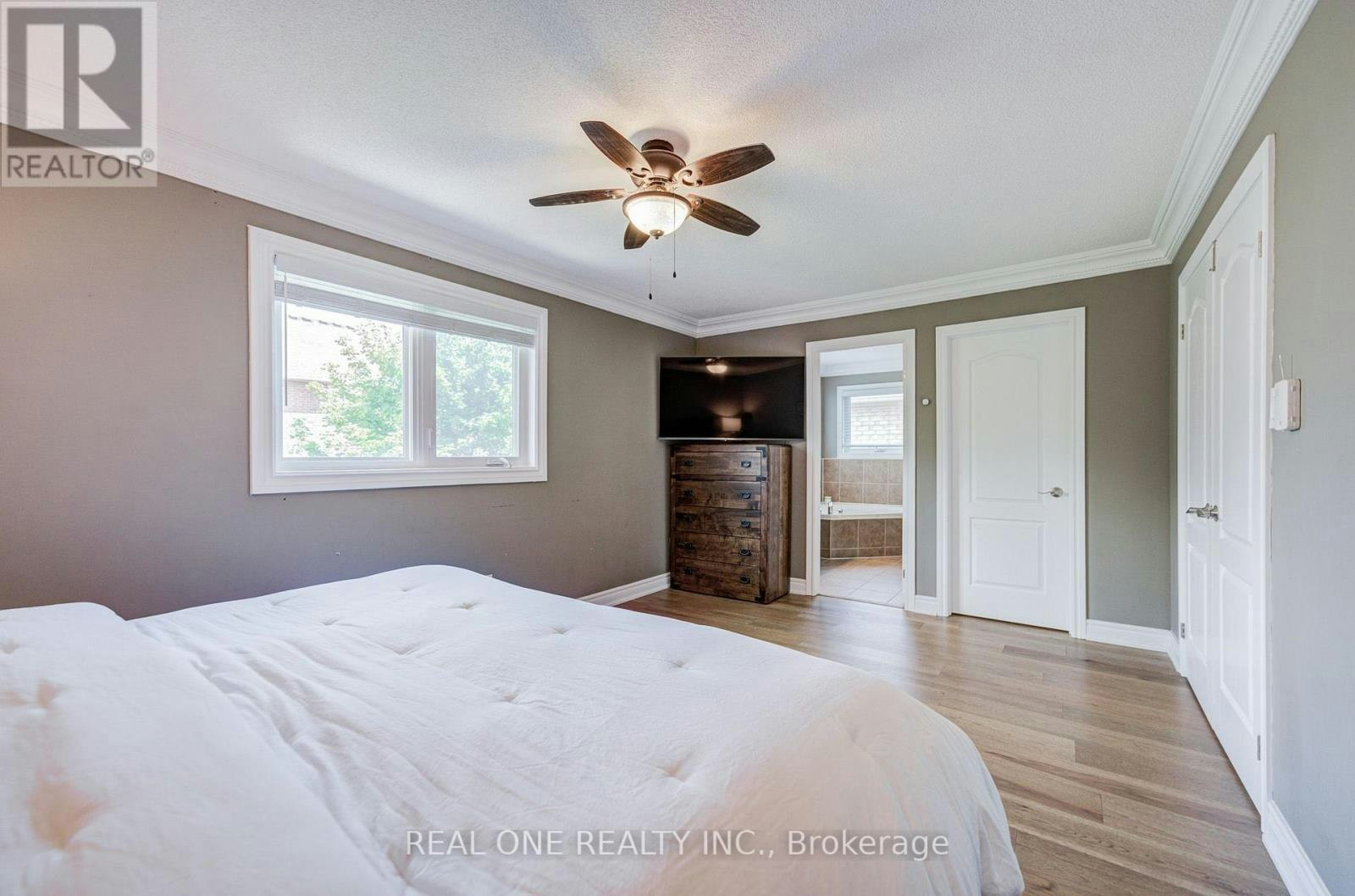 2463 Parkglen Avenue, Oakville, ON, L6M 4Y7 - 26