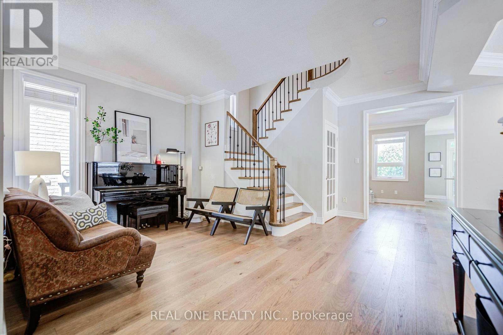 2463 Parkglen Avenue, Oakville, ON, L6M 4Y7 - 5