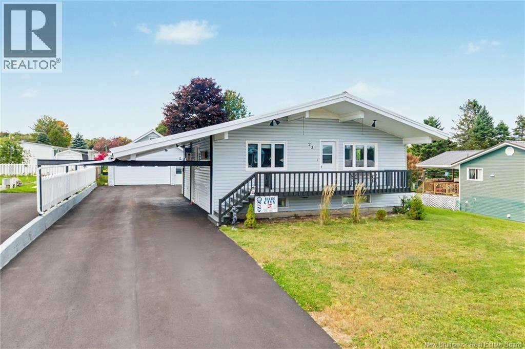 23 Harding Drive, Nackawic, NB, E6G 1C1