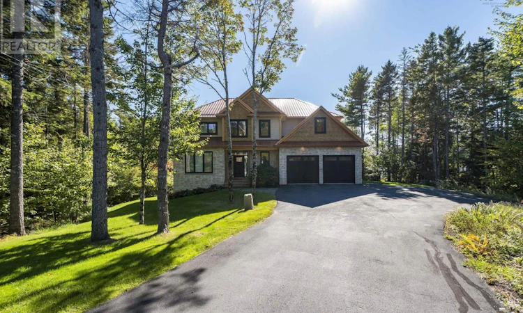 460 Mccabe Lake Drive