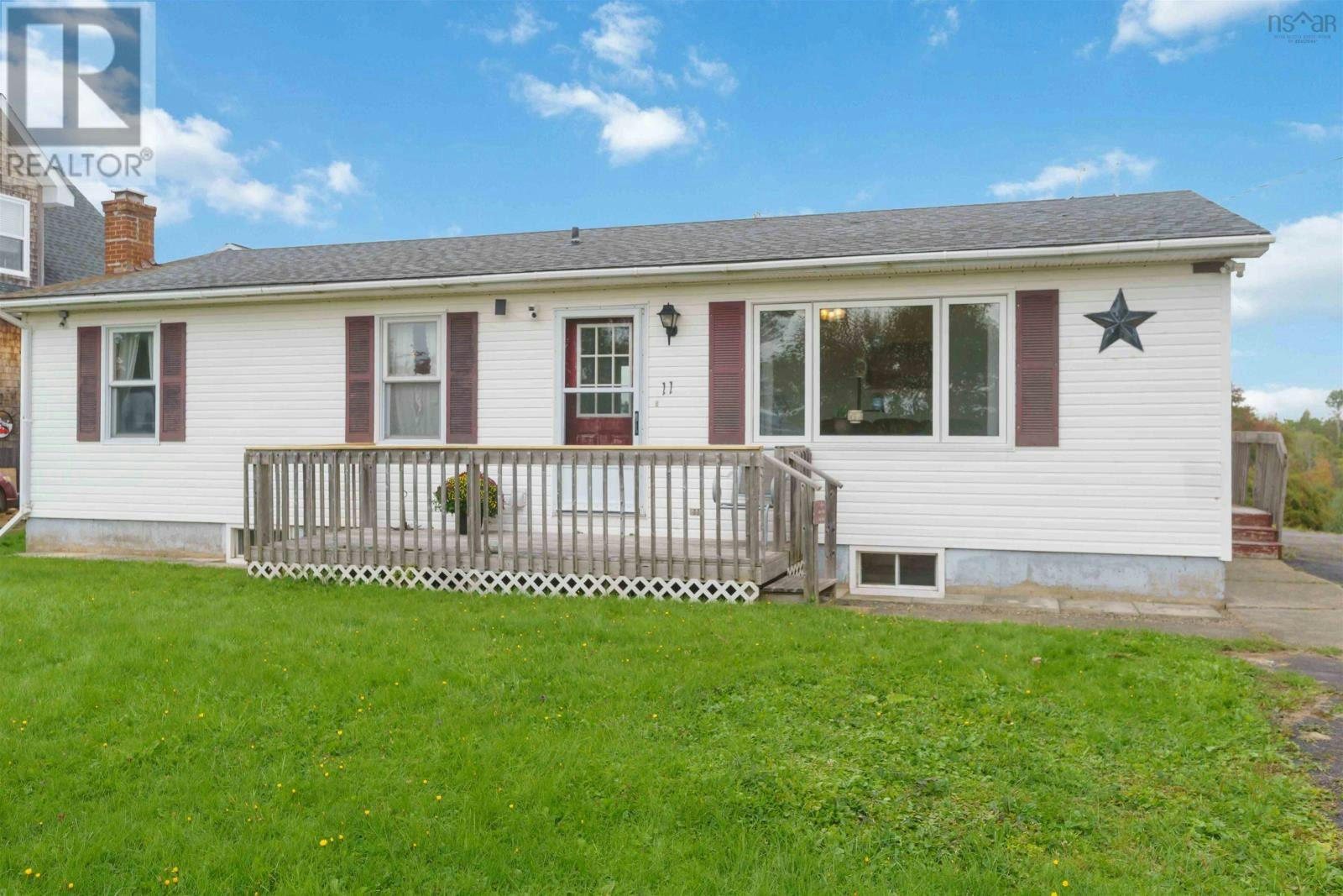11 Green Lane, Falmouth, NS, B0P 1P0